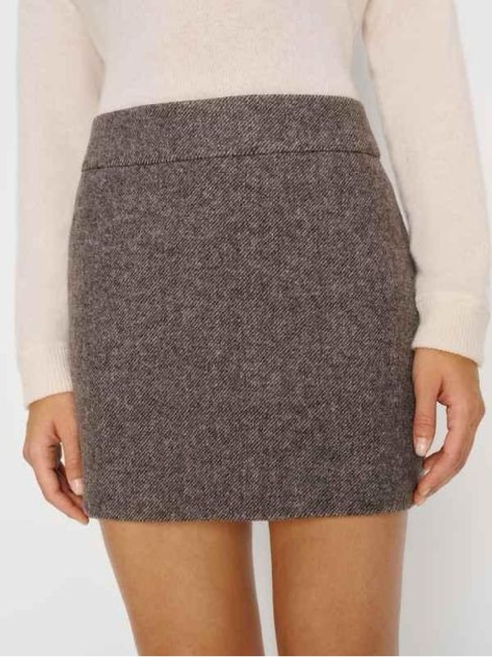 Reformation roxy skirt - Picture 2 of 4